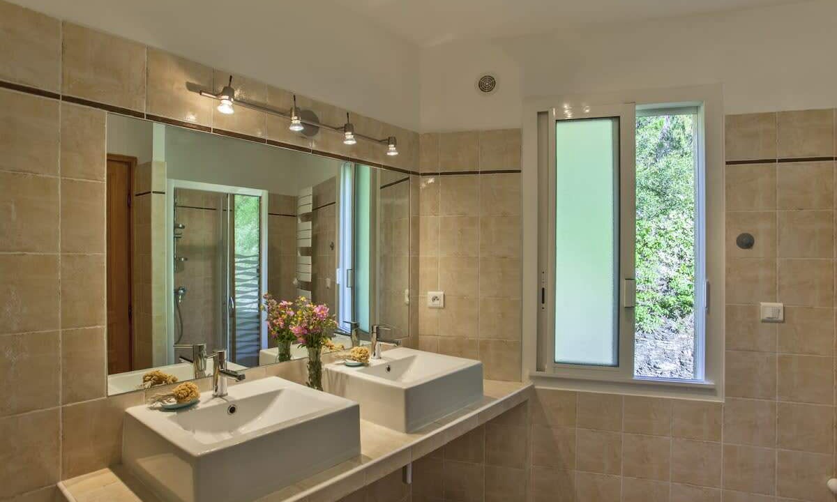 Photo of Bathroom in Saint-Florent