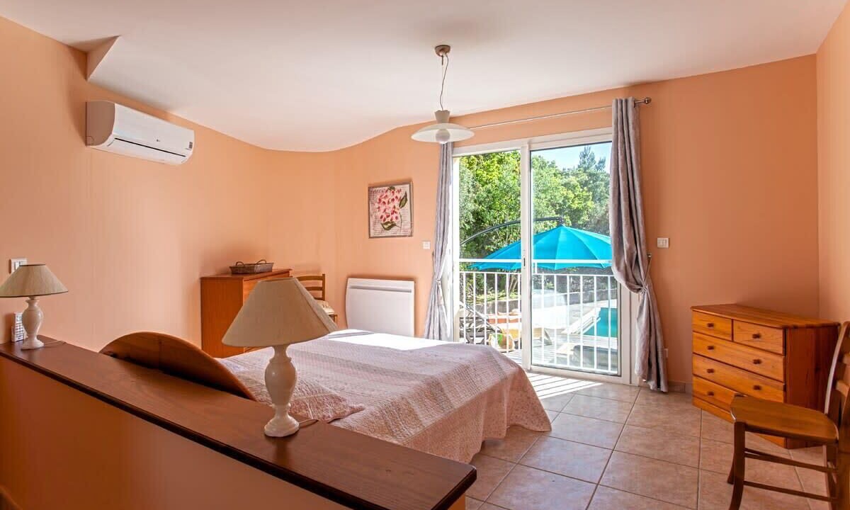Photo of Bedroom in Saint-Florent