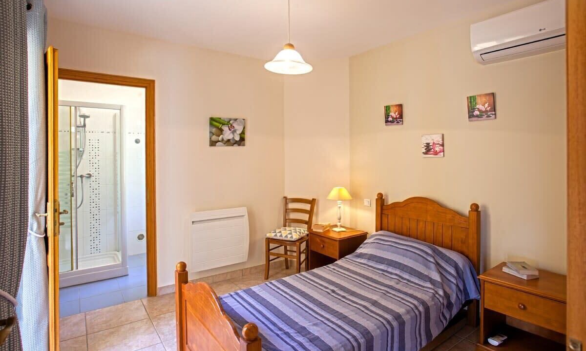 Photo of Bedroom in Saint-Florent