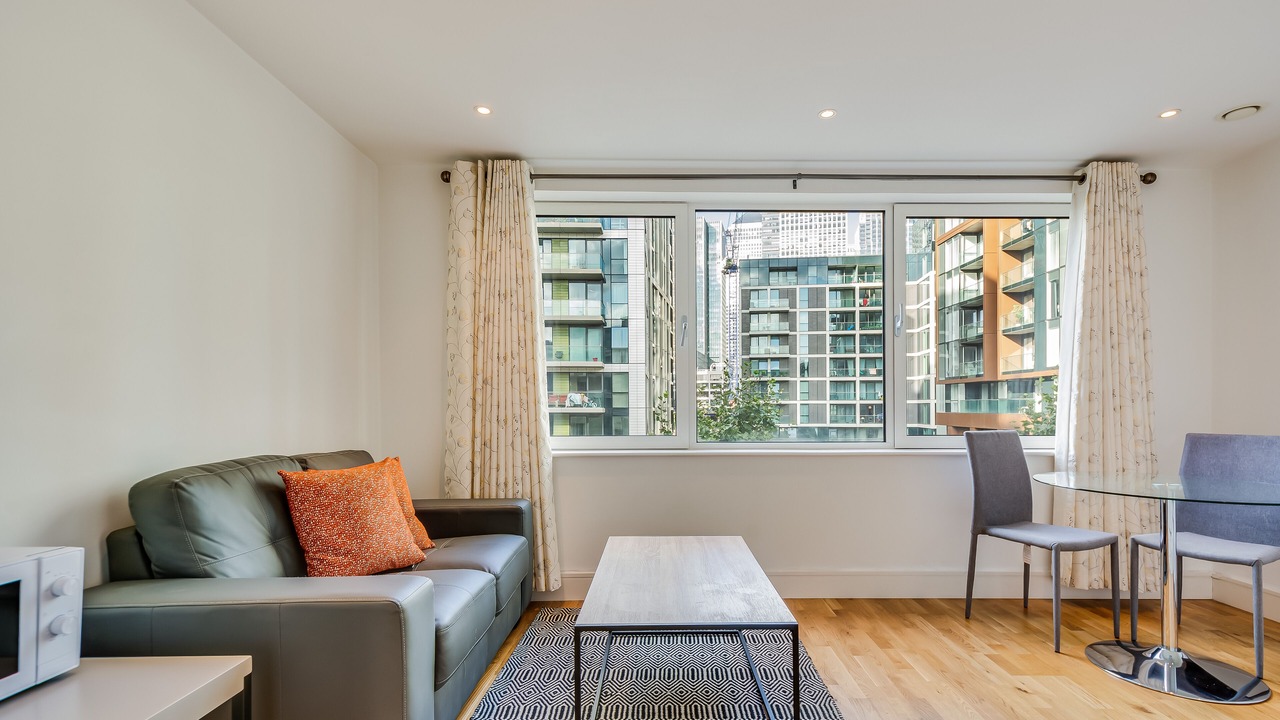 Photo of Livingroom in Canary Wharf