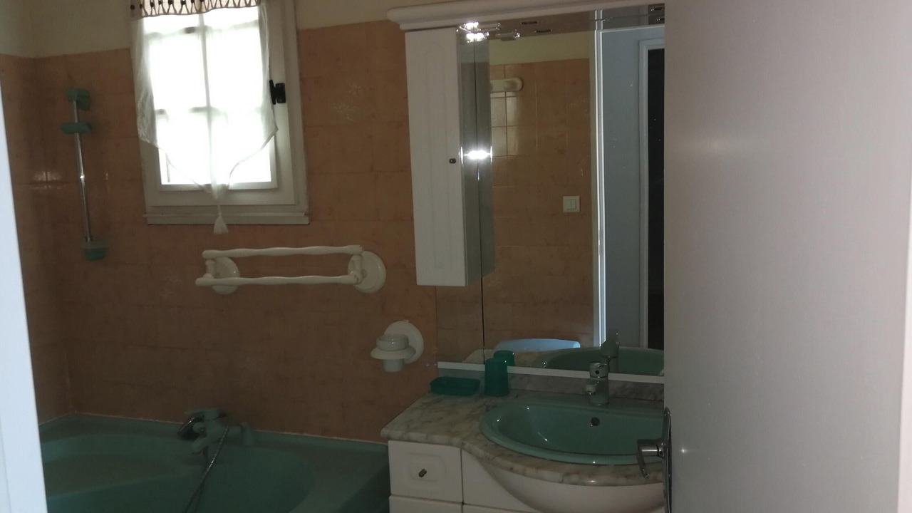 Photo of Bathroom in Le Pontet