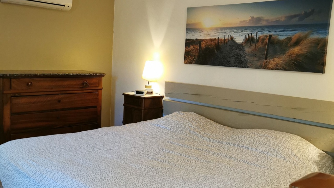 Photo of Bedroom in Congenies