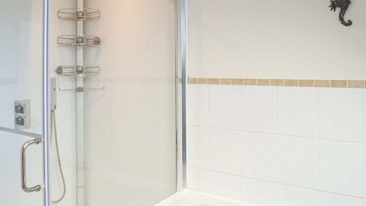 Photo of Bathroom in Dunure