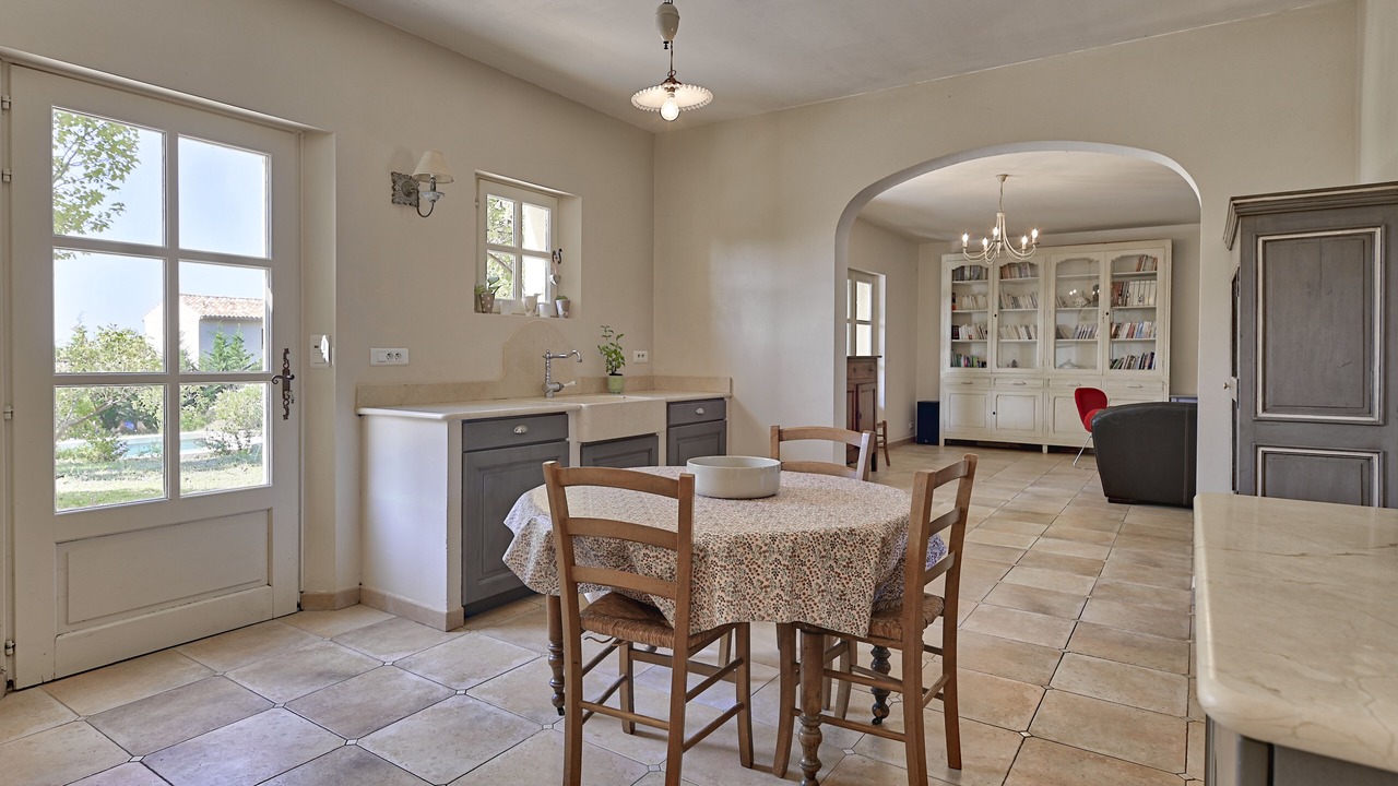 Photo of Others in Cucuron