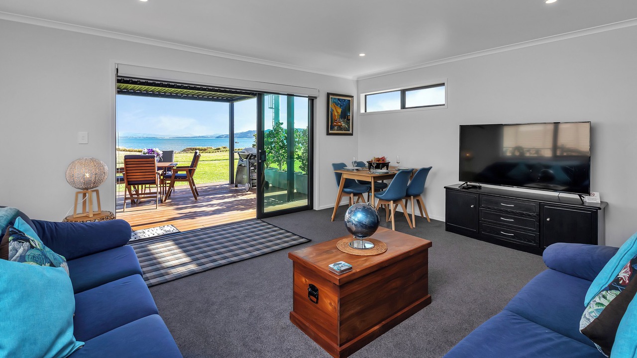 Photo of Livingroom in One Tree Point