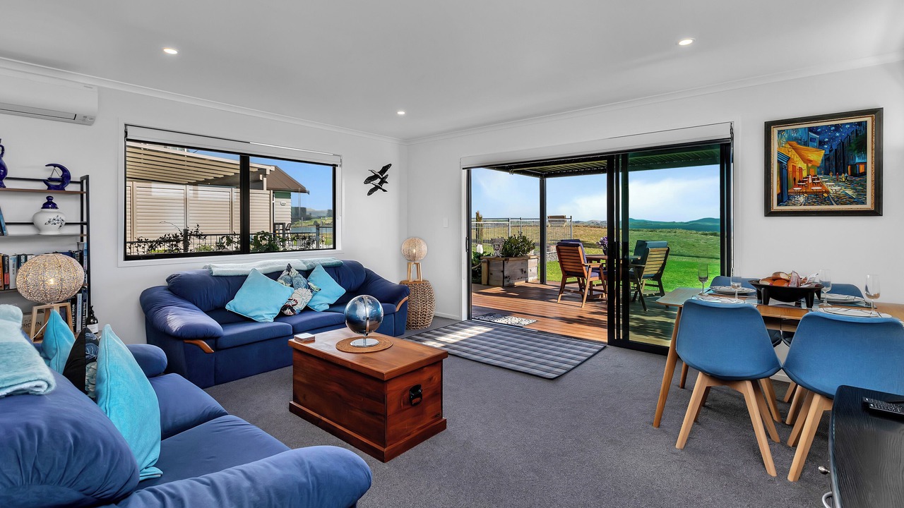 Photo of Livingroom in One Tree Point