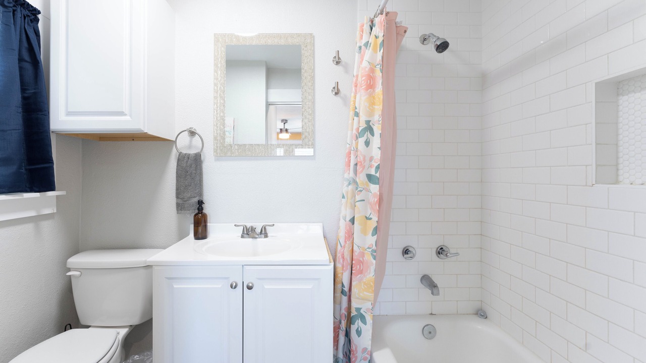 Photo of Bathroom in Central City