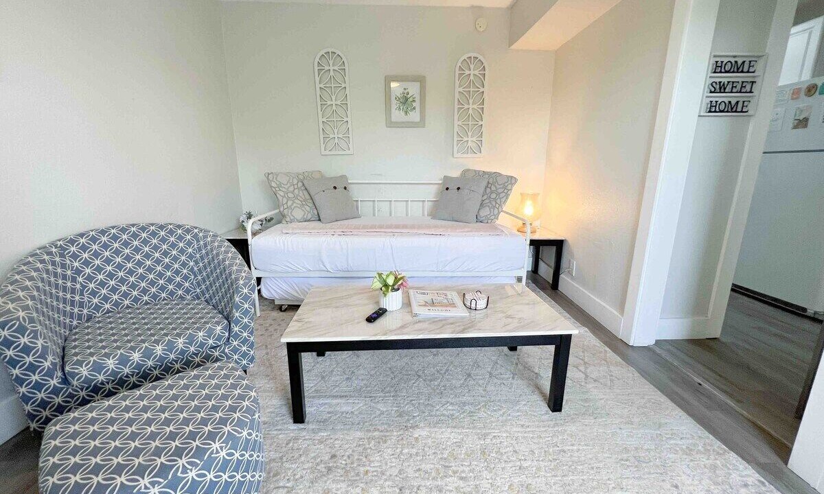 Photo of Bedroom in Central City