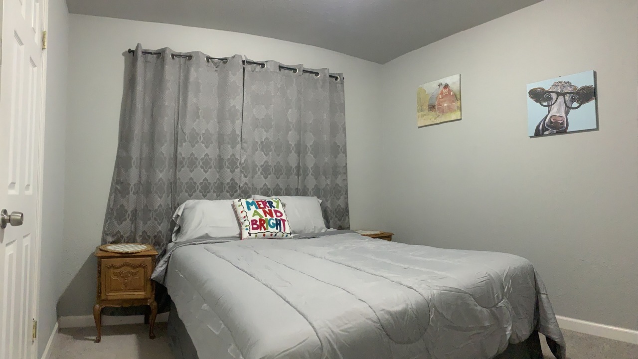 Photo of Bedroom in Cleburne