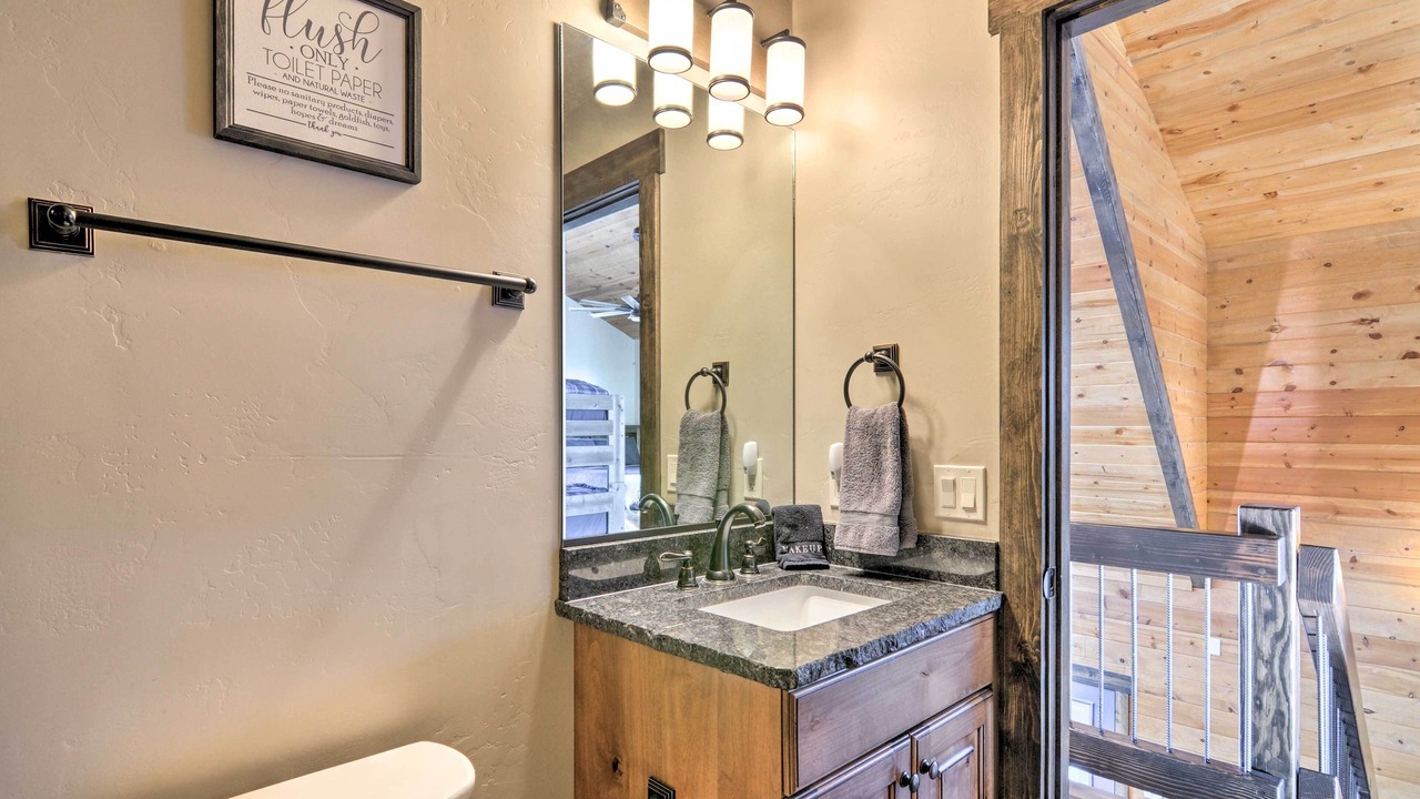 Photo of Bathroom in Mammoth Creek