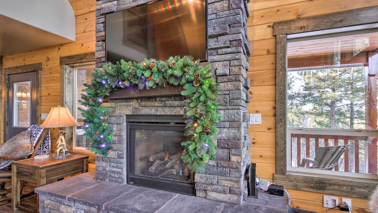 Photo of Livingroom in Mammoth Creek