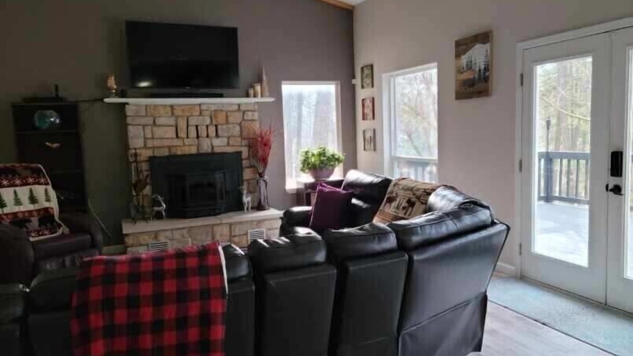 Photo of Livingroom in Harrison