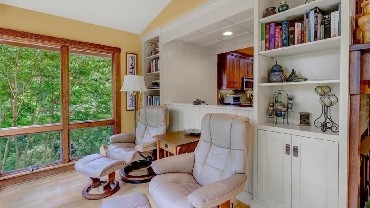 Photo of Bedroom in Huddleston
