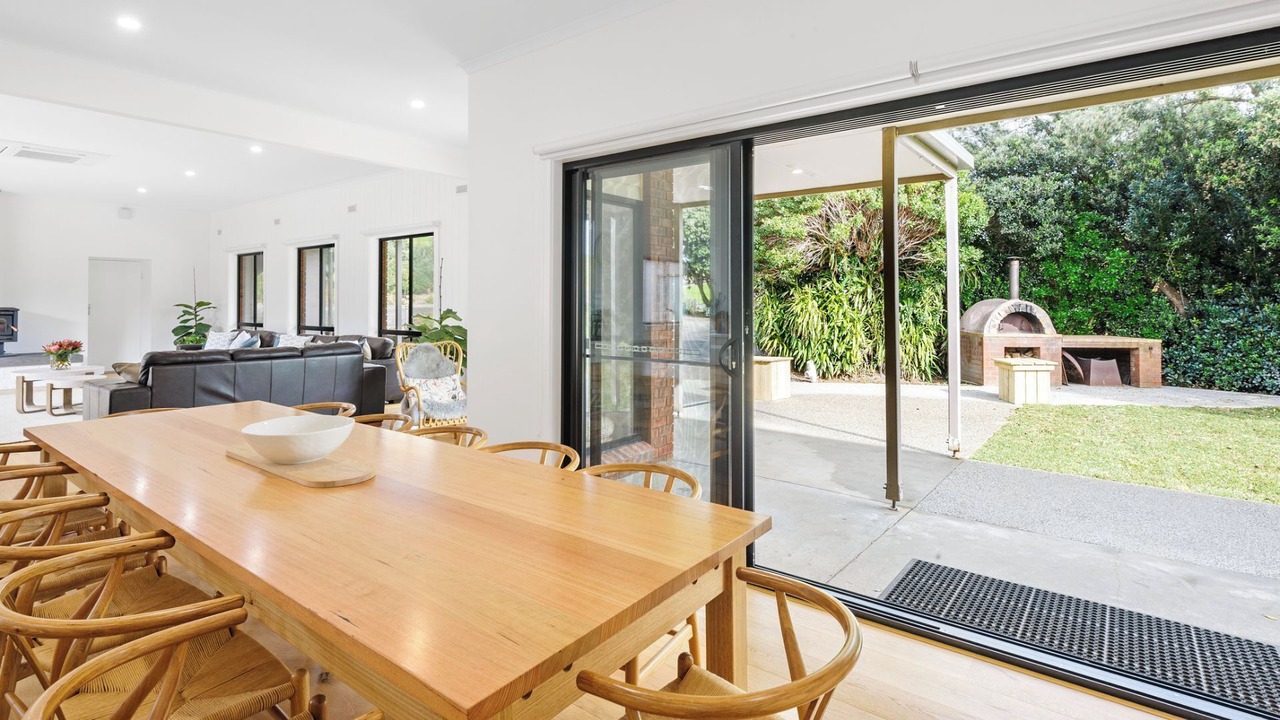 Photo of Others in Johanna