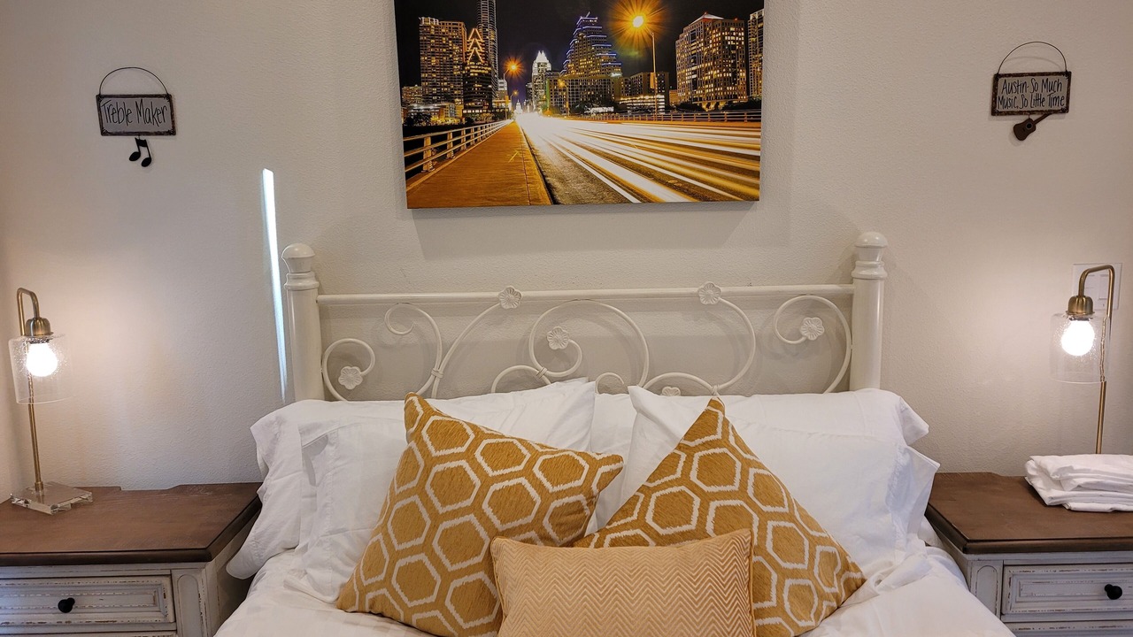 Photo of Bedroom in Elmhurst Heights