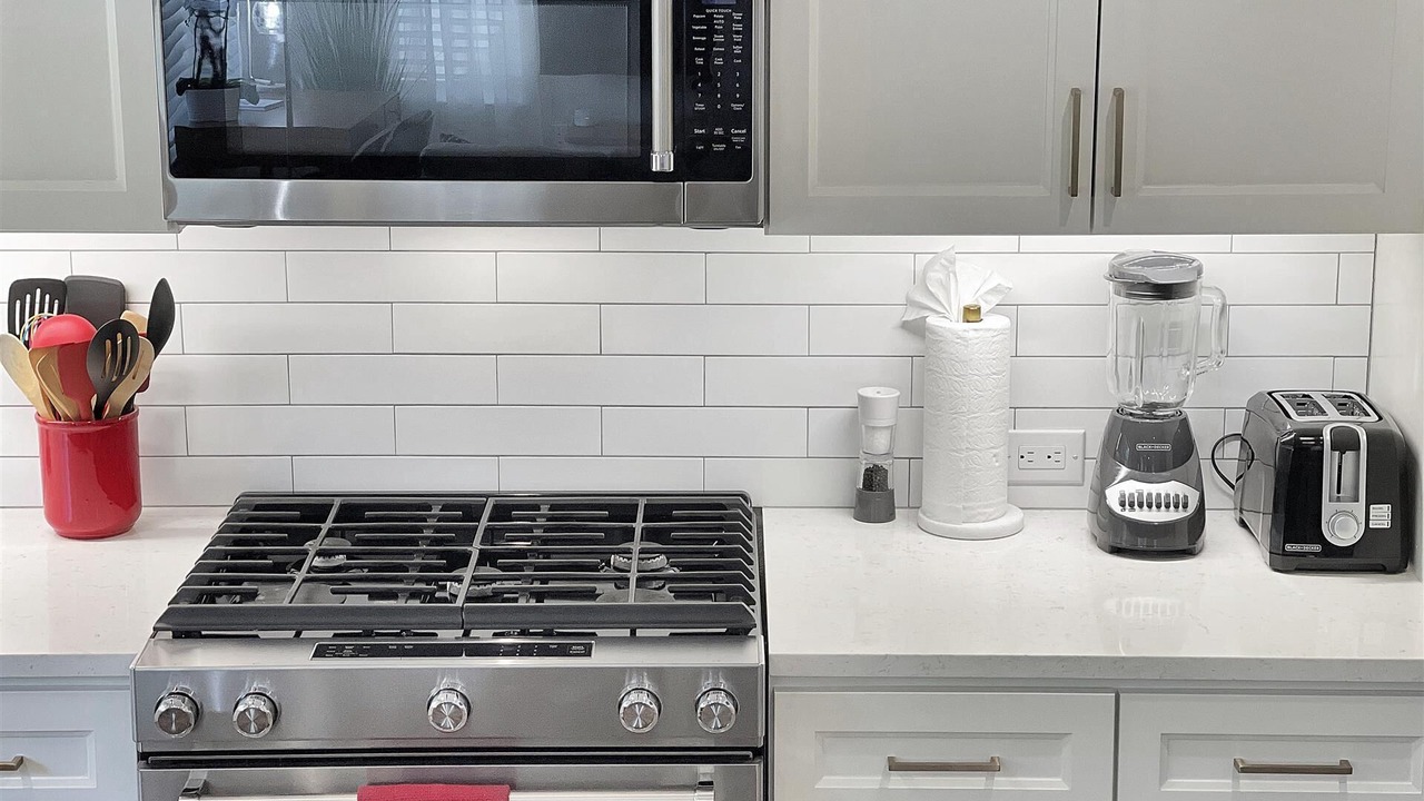 Photo of Kitchen in Elmhurst Heights