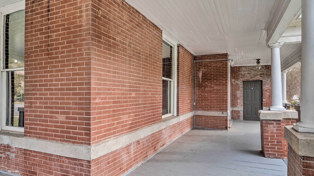 Photo of Outdoor in Highland Historic District