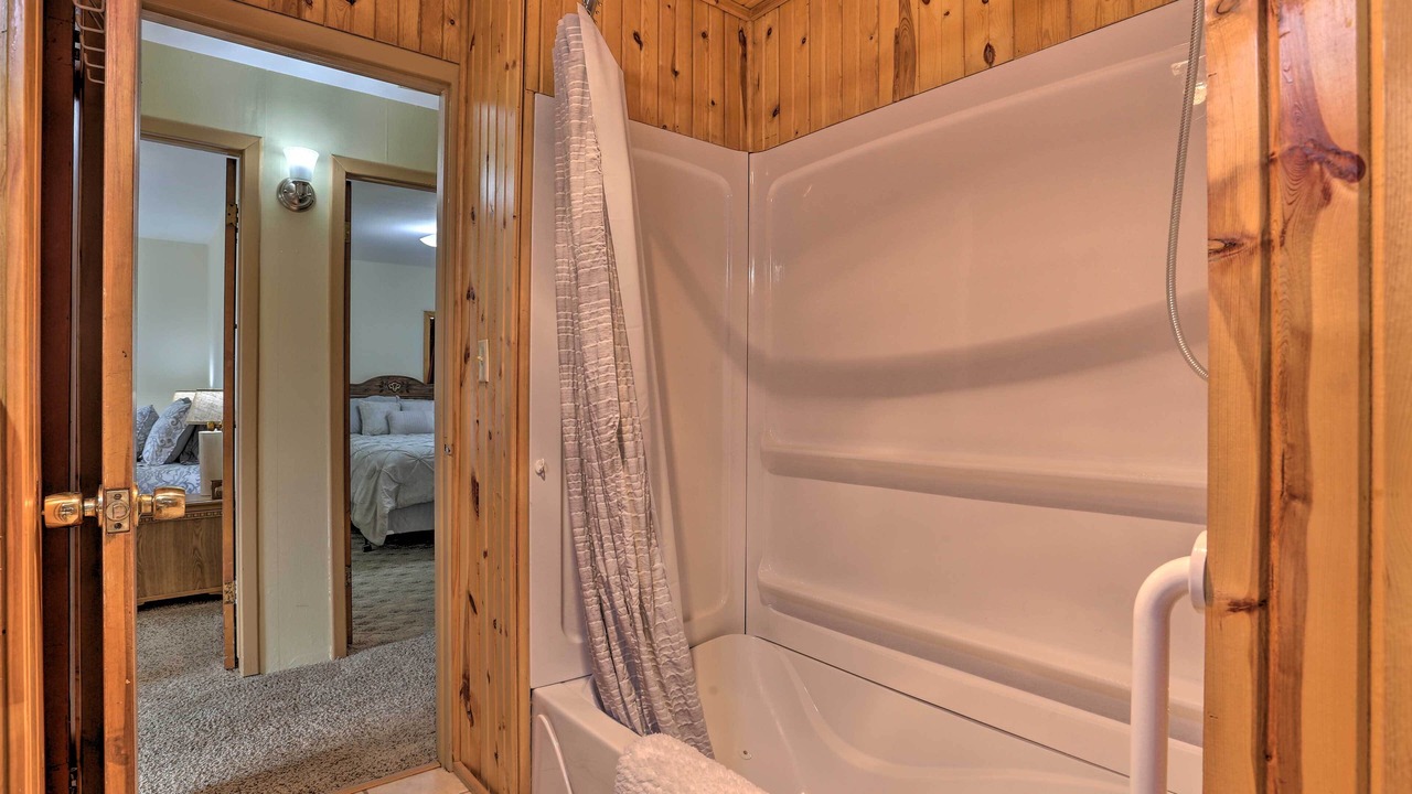 Photo of Bathroom in Spearfish