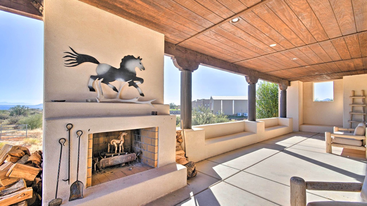 Photo of Livingroom in Rio Verde Foothills