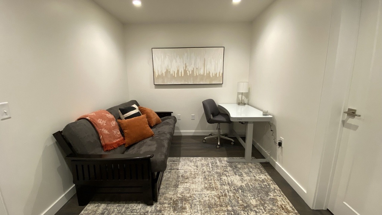 Photo of Livingroom in Downtown Bozeman
