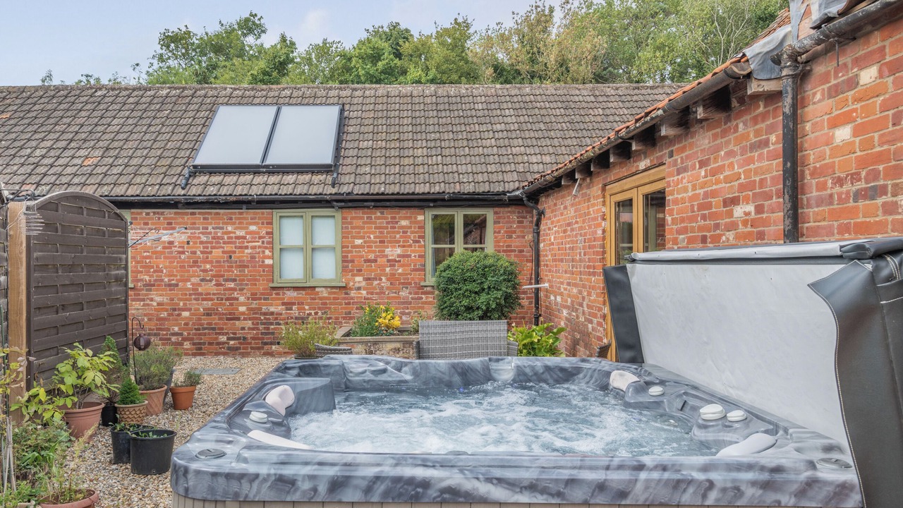 Photo of Others in Foxley