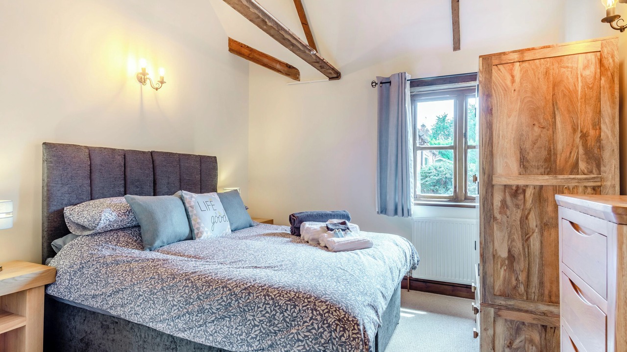 Photo of Others in Foxley