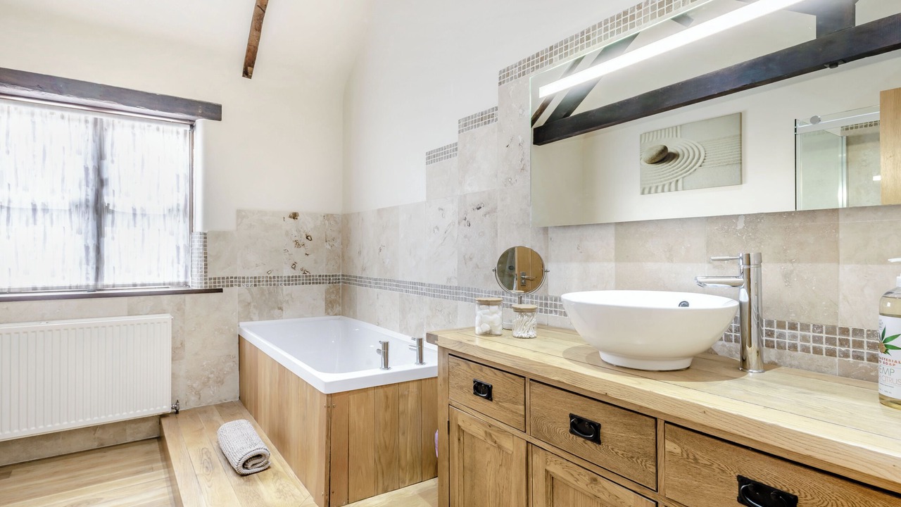 Photo of Bathroom in Foxley