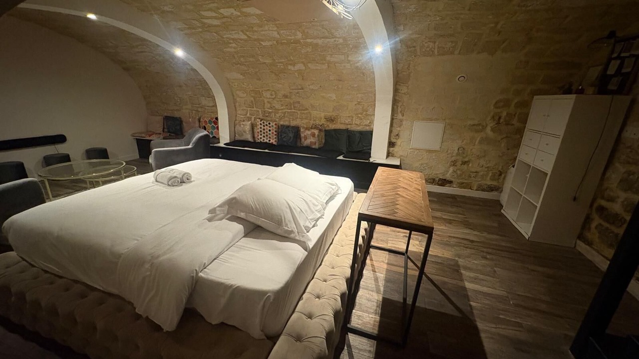 Photo of Bedroom in Batignolles