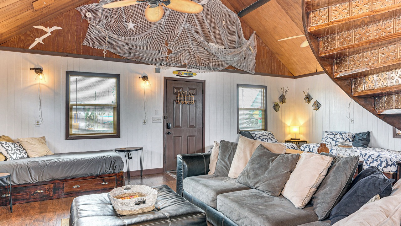 Photo of Livingroom in Surfside Beach
