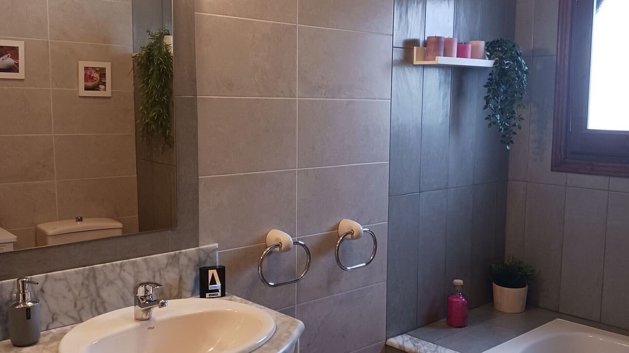Photo of Bathroom in Miami Platja
