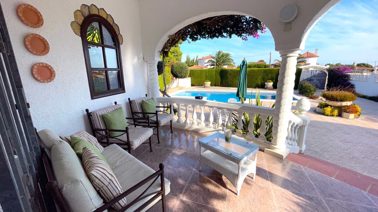 Photo of Patio Balcony in Miami Platja