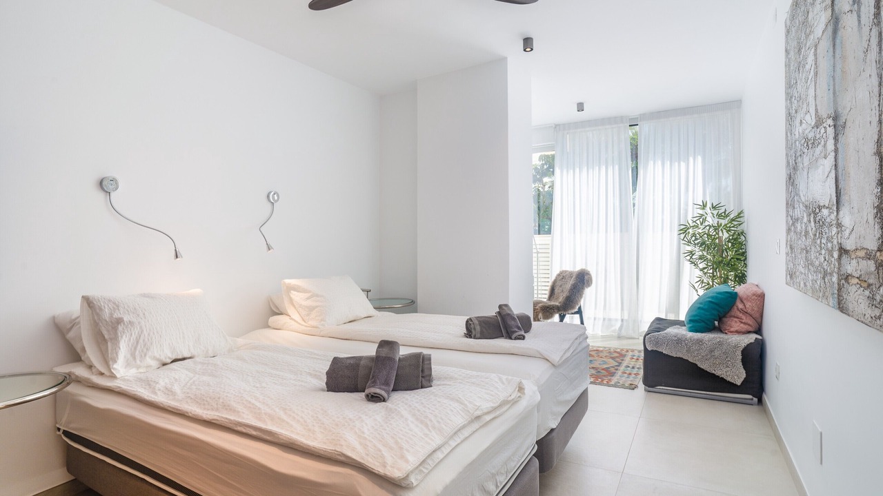 Photo of Bedroom in Marbella Seafront Promenade