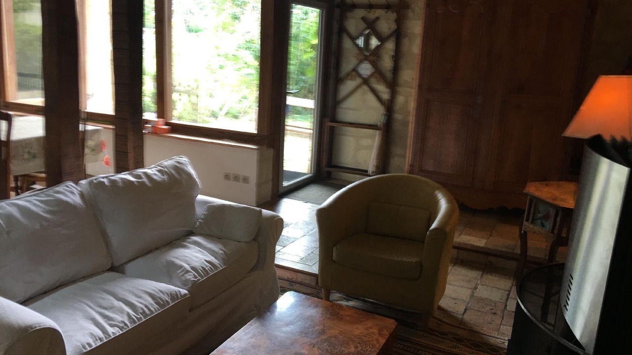 Photo of Livingroom in Beaumont-en-Veron