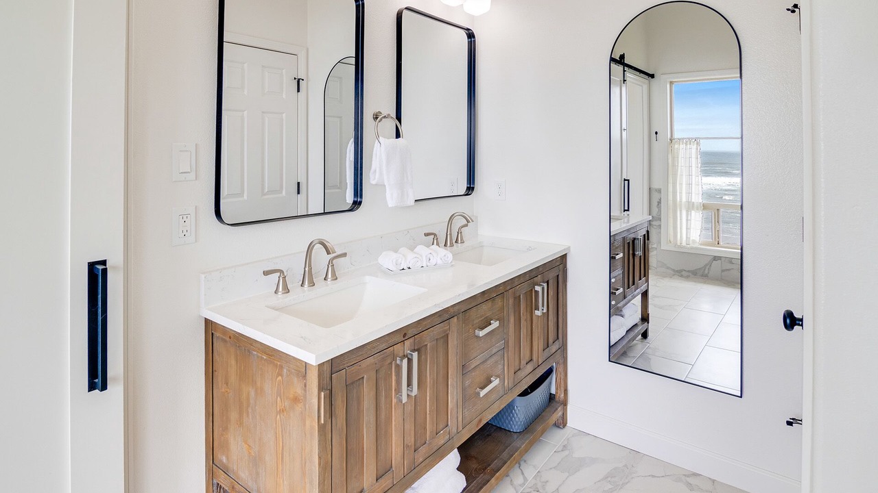 Photo of Others in Seal Rock