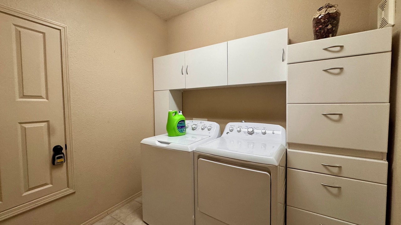 Photo of Bedroom in Westside