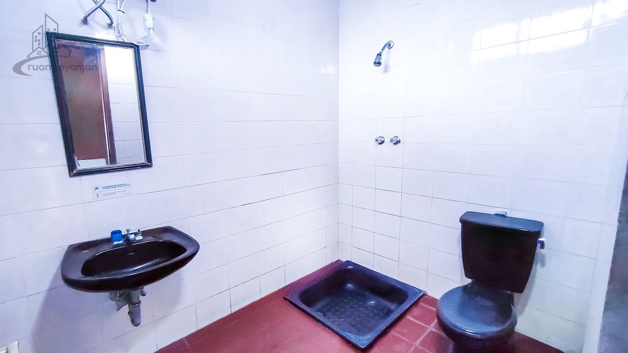 Photo of Bathroom in Cipanas