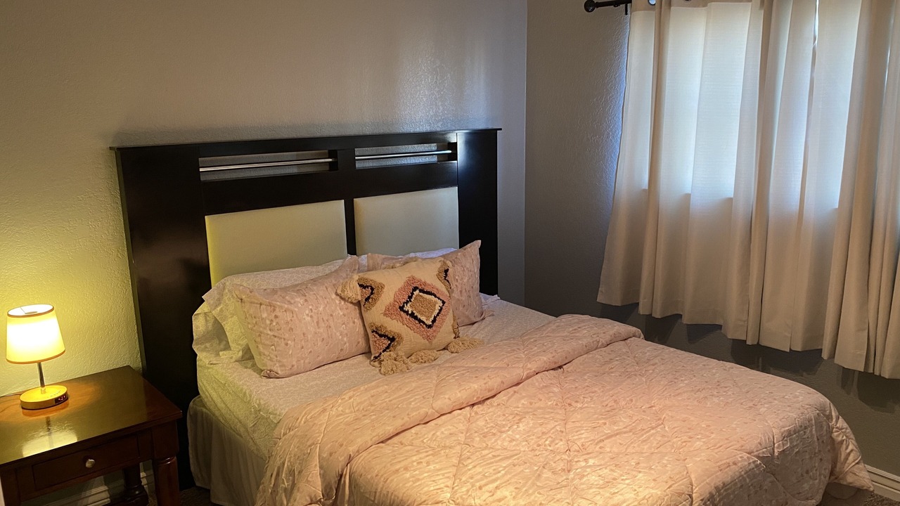 Photo of Bedroom in Biggs Field