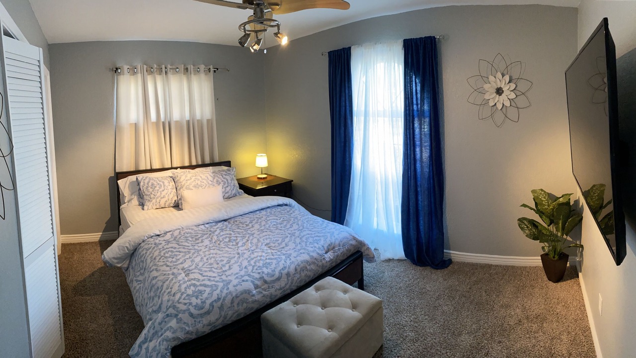 Photo of Bedroom in Biggs Field