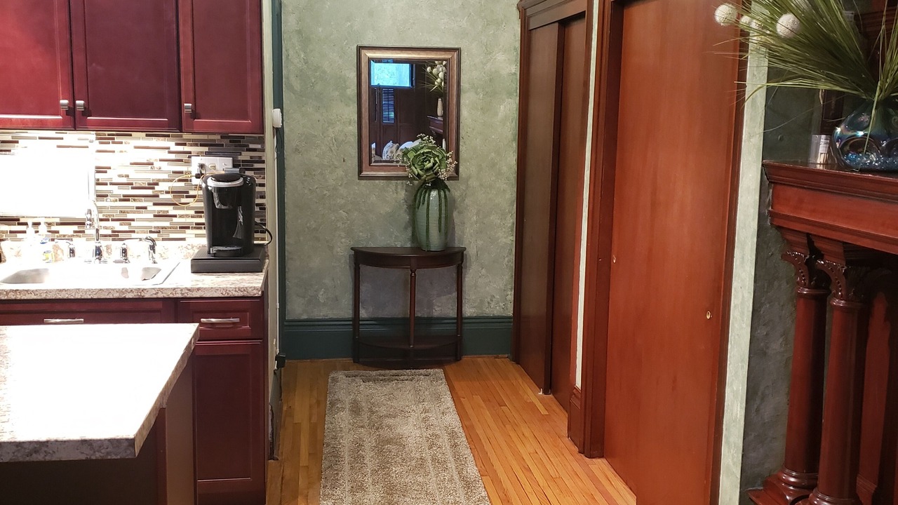 Photo of Bedroom in Albany