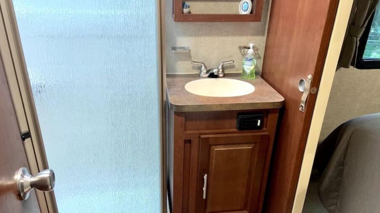 Photo of Bathroom in Ernul
