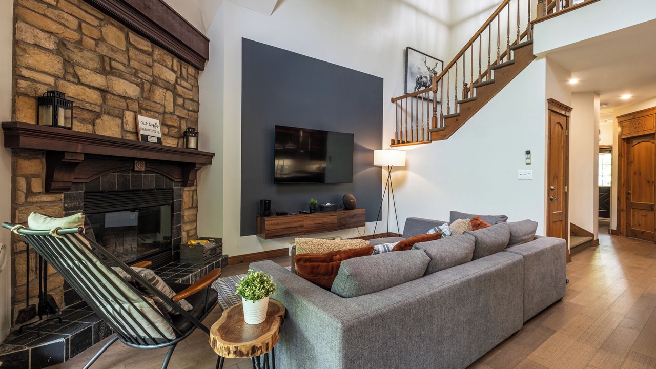 Photo of Livingroom in Mont-Tremblant