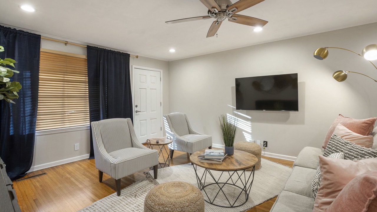 Photo of Livingroom in Tulsa