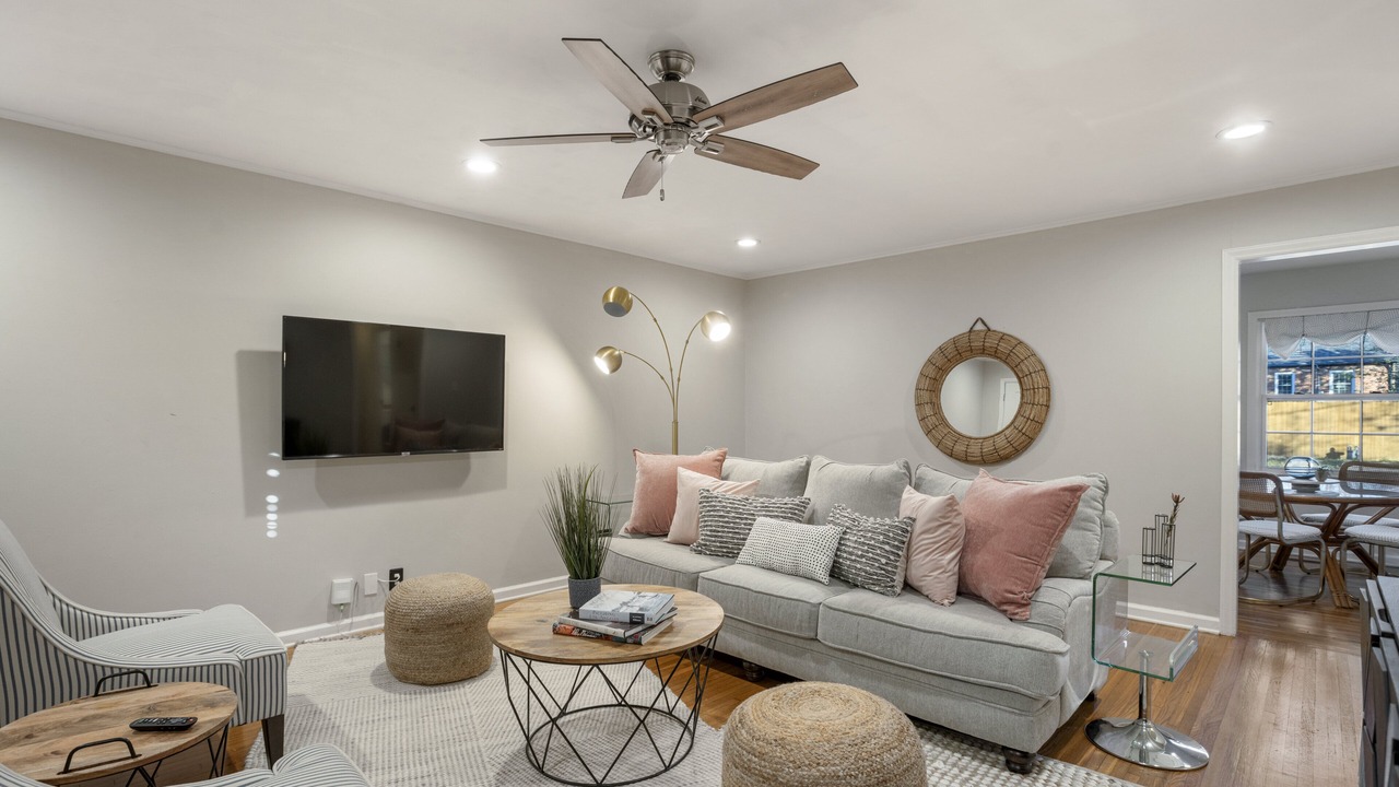 Photo of Livingroom in Tulsa
