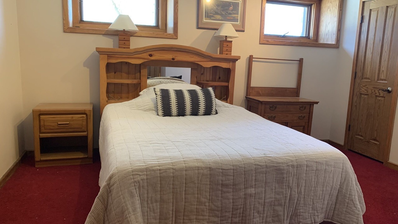 Photo of Bedroom in Iowa County