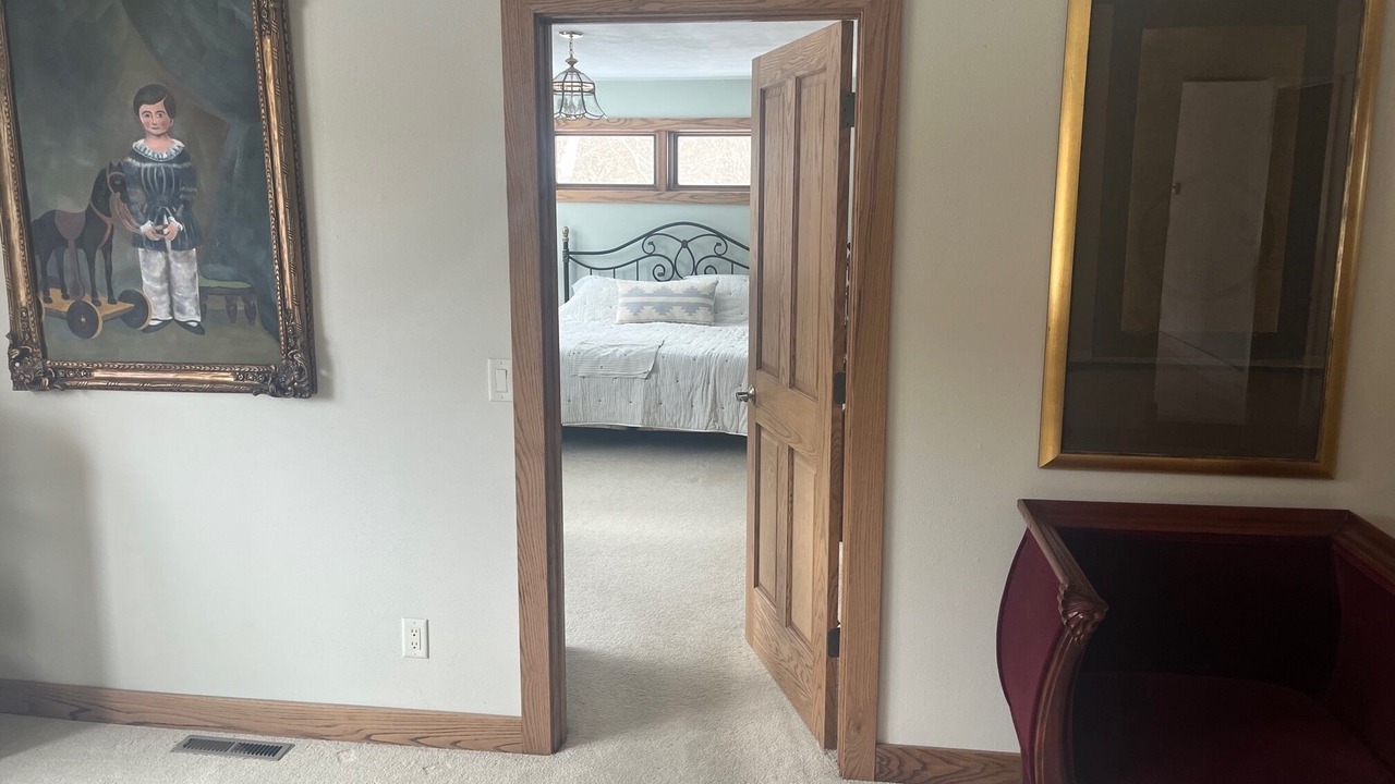 Photo of Bedroom in Iowa County