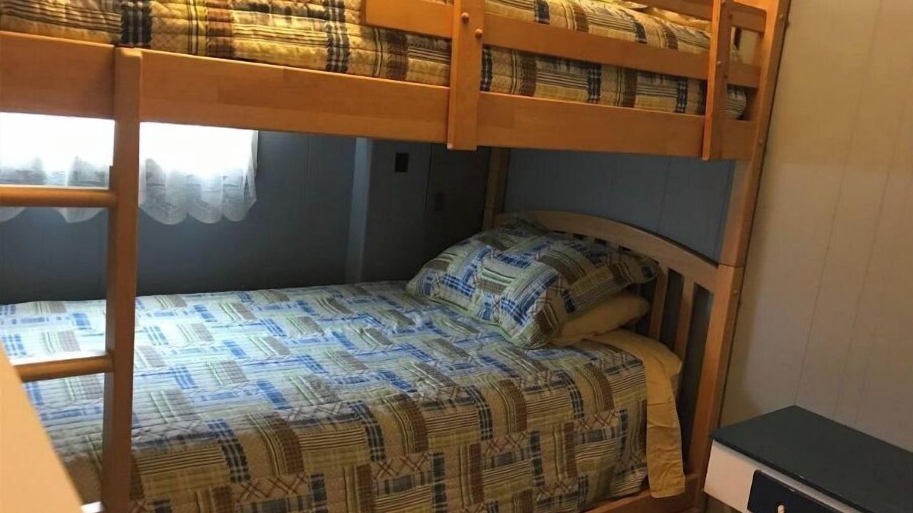 Photo of Bedroom in Cape Vincent