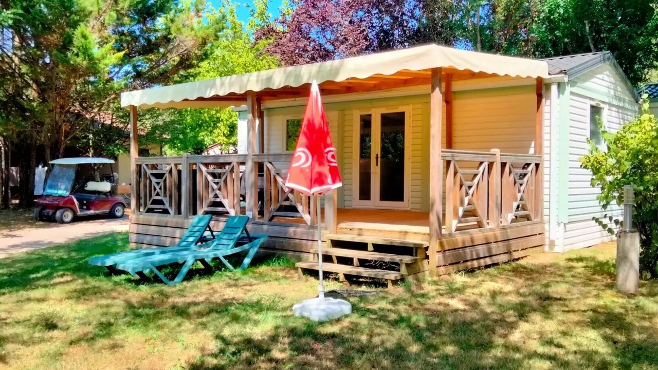 Photo of Outdoor in Devillac