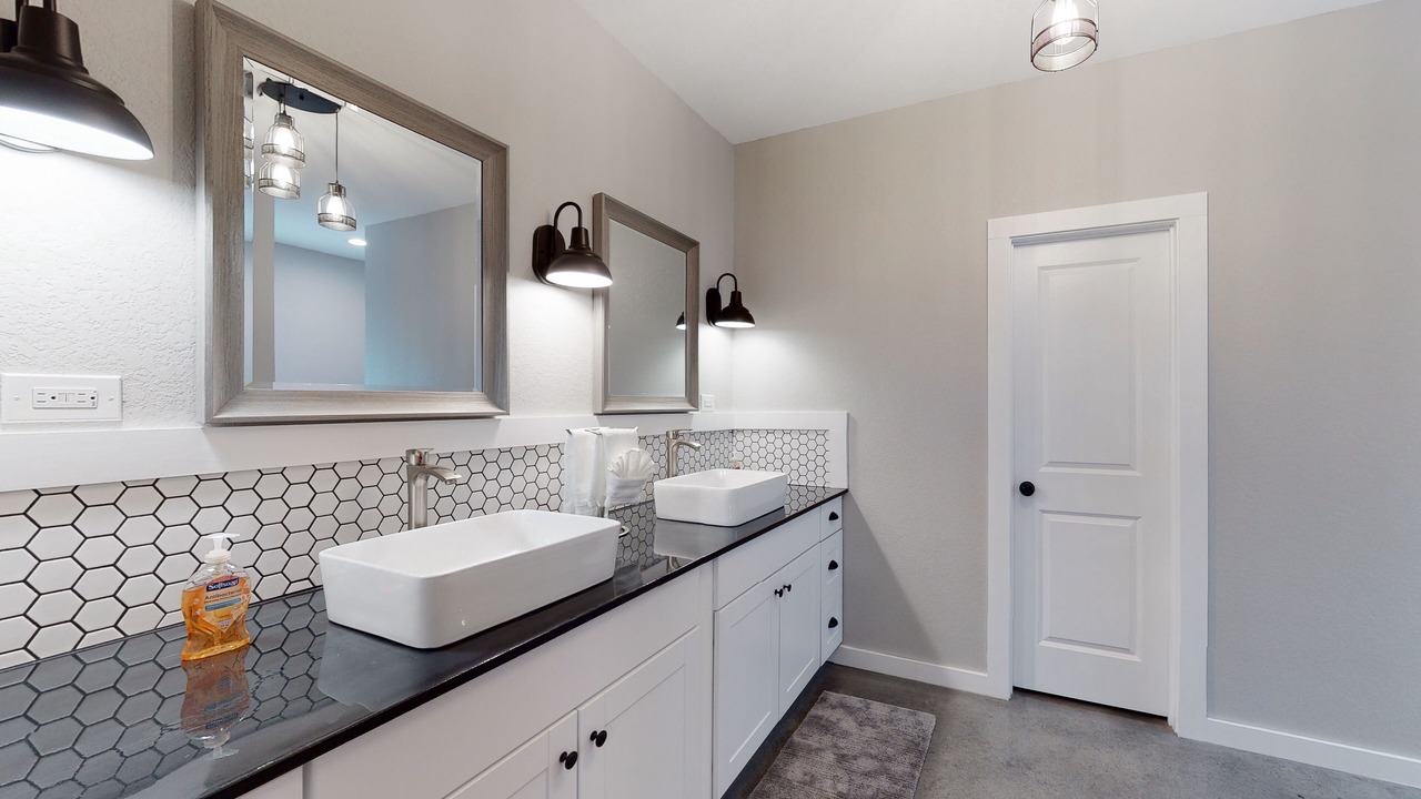 Photo of Bathroom in Fischer
