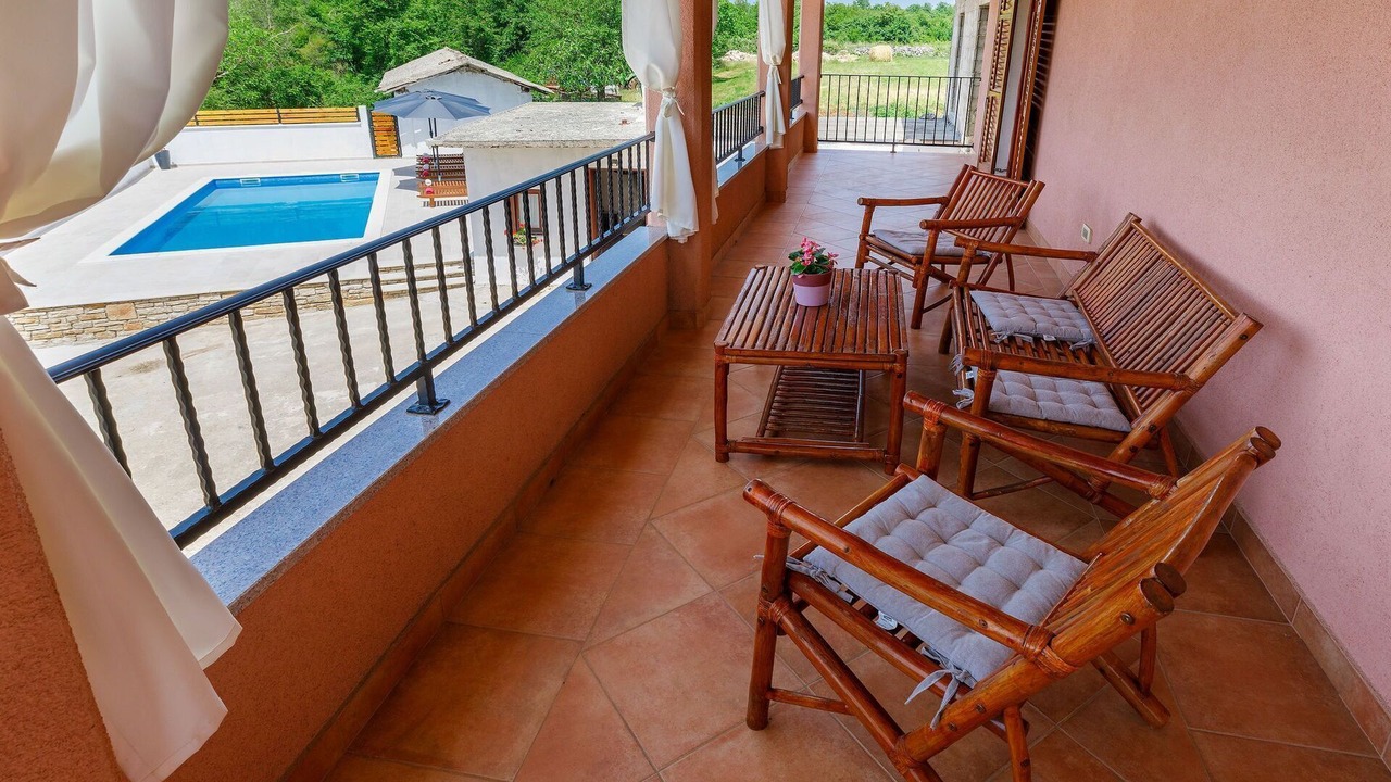 Photo of Outdoor in Muzini