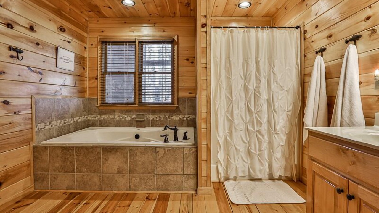 Photo of Bathroom in Ellijay